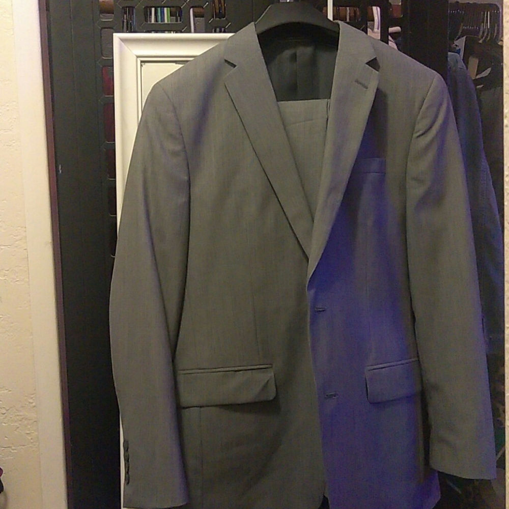 Slim fit barIII dress suit